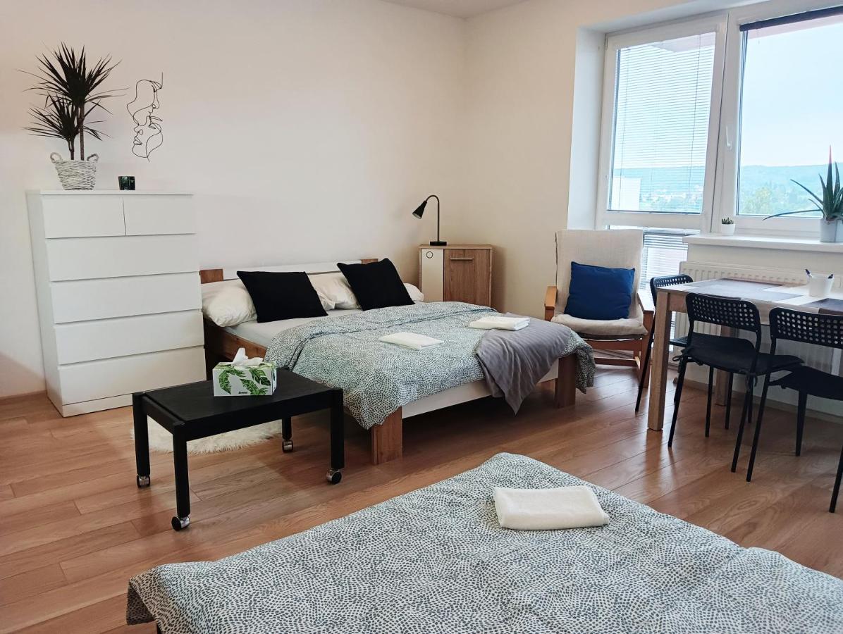 Apartman Bystrc Brno Eksteriør billede